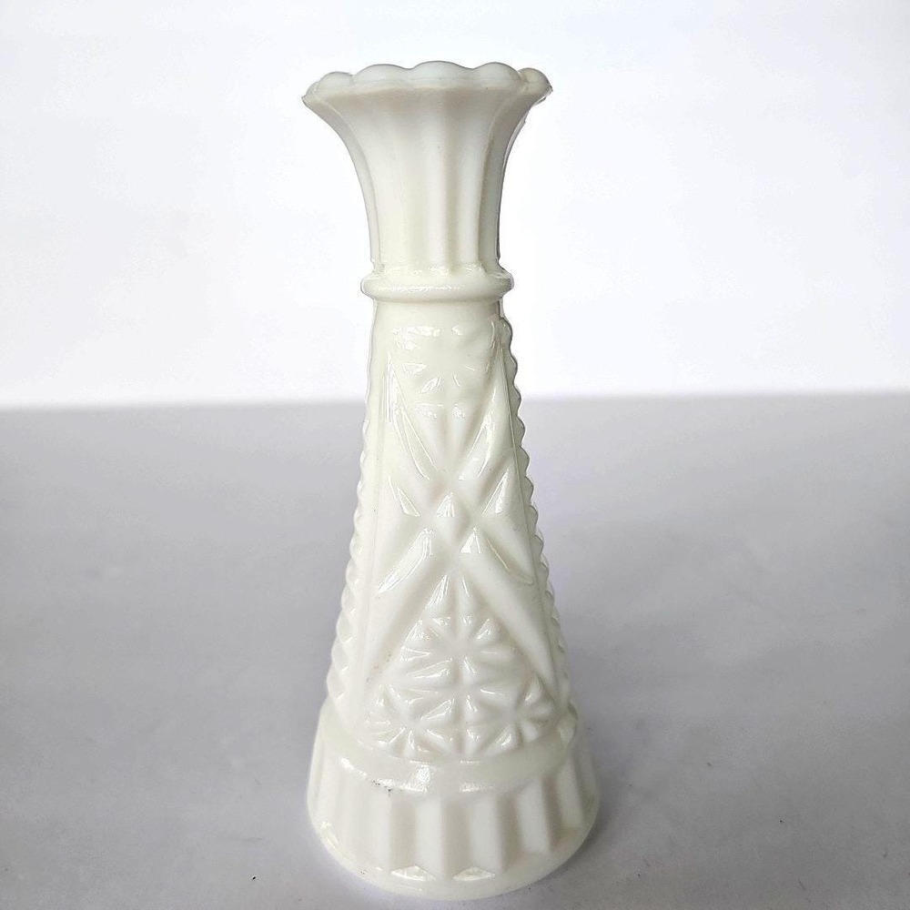 Vintage Milk Glass Bud Vase Star Diamond Pattern Scalloped Rim Mid Century Decor